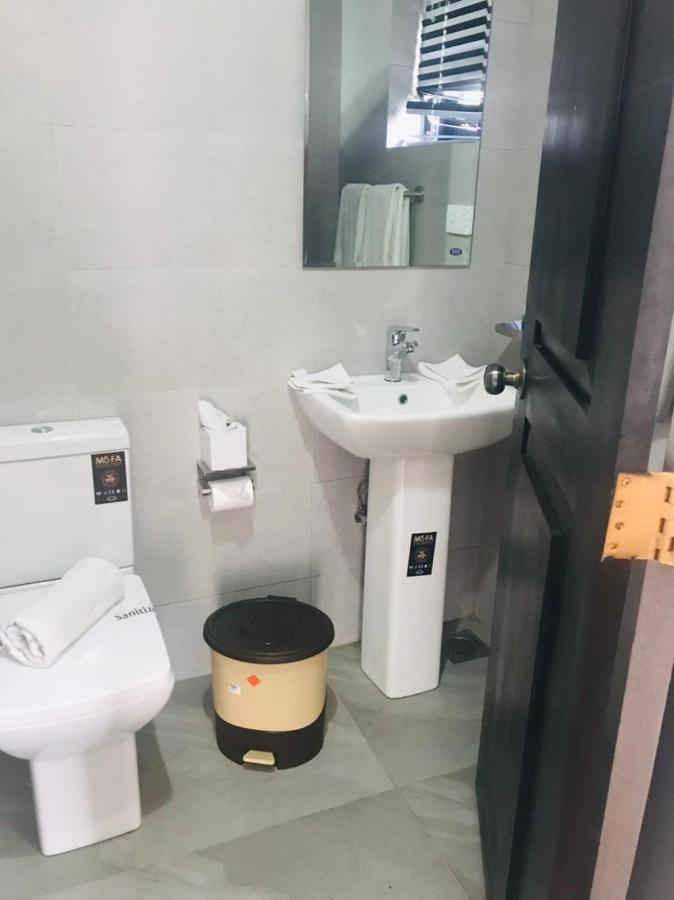 3R Resort Негомбо Екстериор снимка