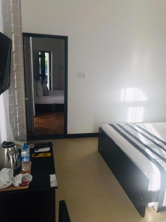 3R Resort Негомбо Екстериор снимка