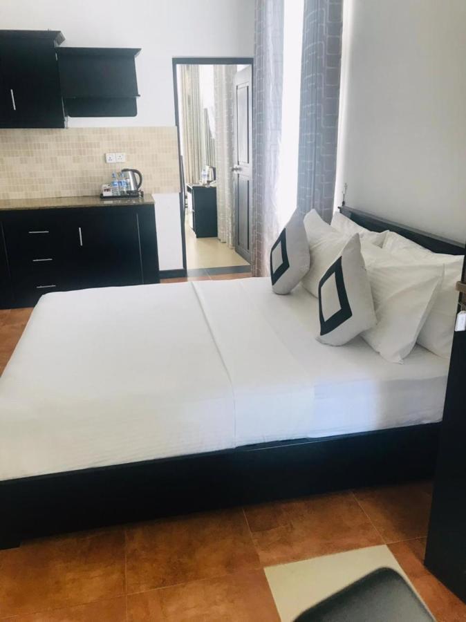 3R Resort Негомбо Екстериор снимка