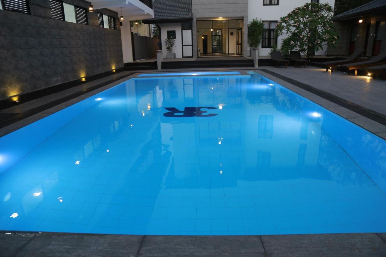 3R Resort Негомбо Екстериор снимка