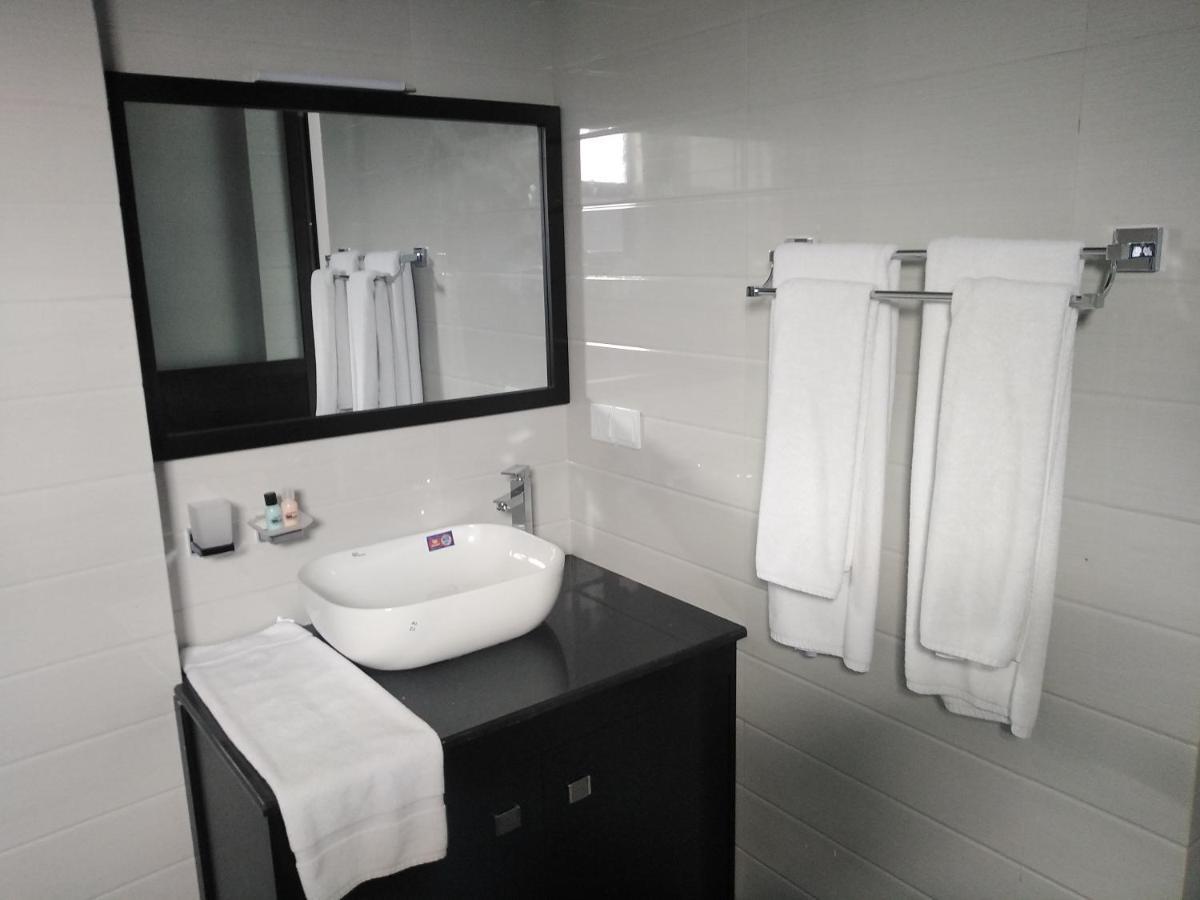 3R Resort Негомбо Екстериор снимка